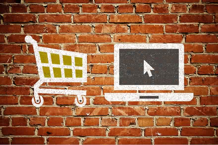 Online and offline retailers share same strategy